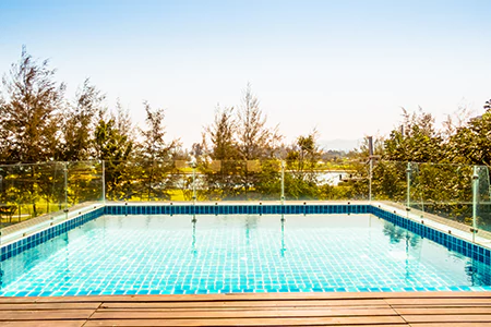 Cost of Glass Pool Fence Repair in Dunedin, FL